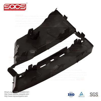 Car Light Accessories 1668852922 1668852822 1668851374 Fog Light Cover Grille for Mercedes-Benz W117 2017-2019Y and 12V