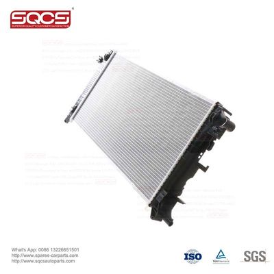 OEM 9065000002 9065000202 SQCS Engine Cooling Aluminum Radiator for Sprinter W907 W907 OE 2006-2013 Auto Parts