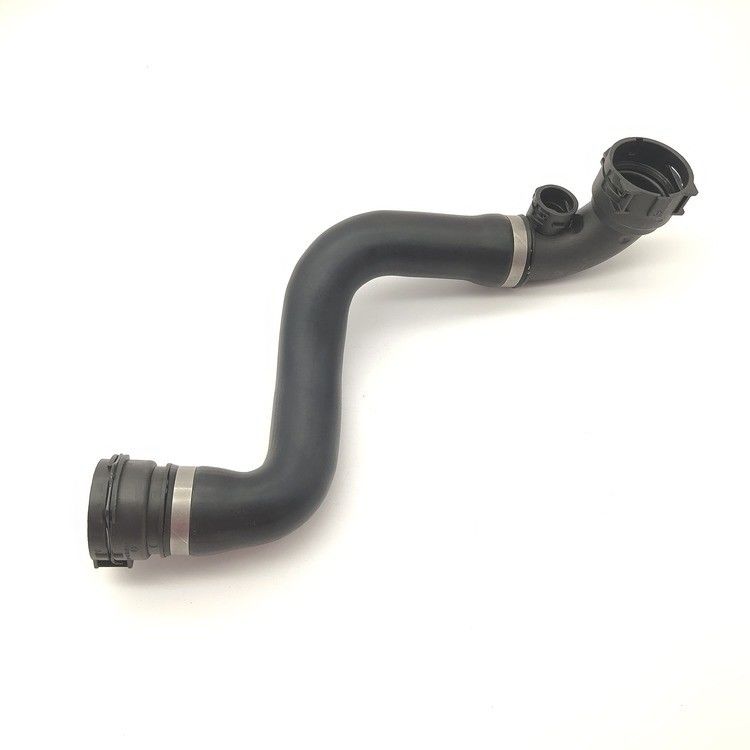 Black Rubber Hose for BMW X5.E53/3.0 11537500733 Engine Water Tank OE NO. 11 53 7 500 733