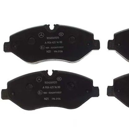 OE9064210400 Brake Pad Set for Benz 218CDI Automotive System Exceptional Durability